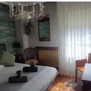 https://class-flat-junto-a-casco-viejo-by-the-urban-hosts.bilbaohotelsspain.com